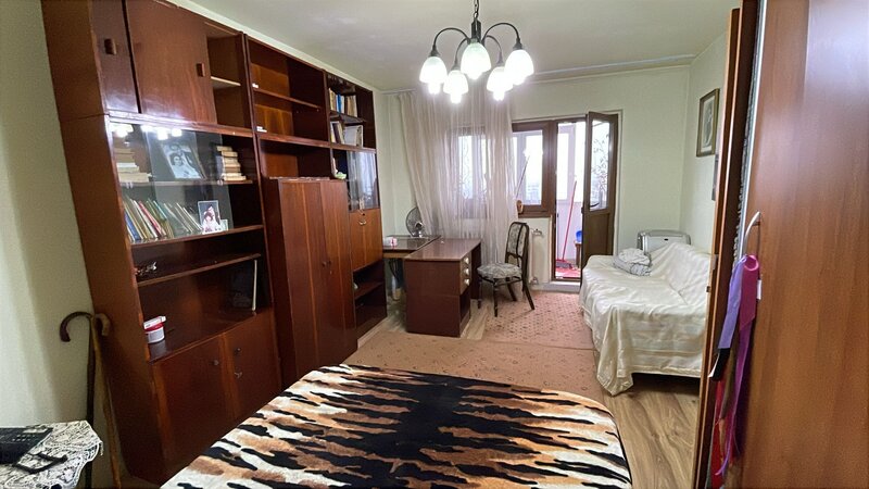 Titan, parc IOR, complex Gloria,