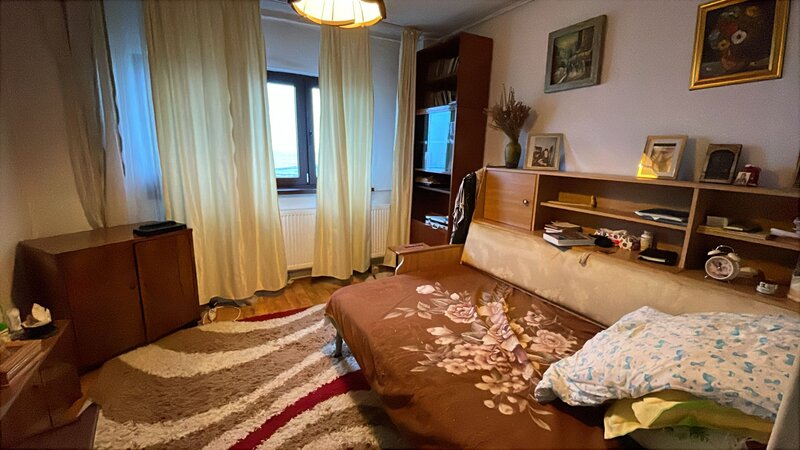 Titan, parc IOR, complex Gloria,